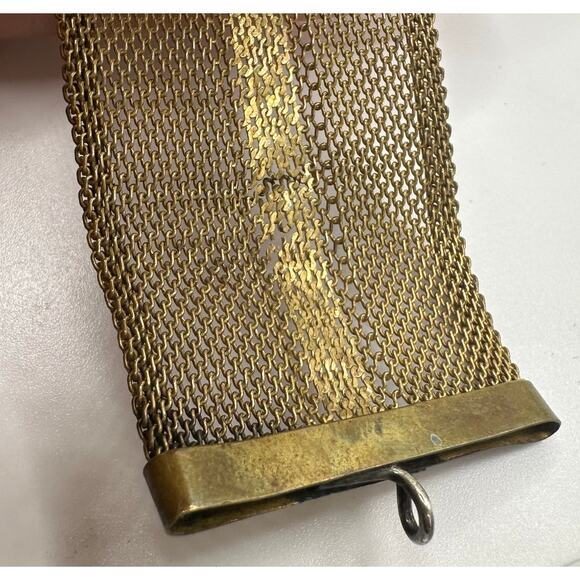 1940s vintage retro Victorian Revival gold tone mesh chain statement bracelet - Picture 10 of 10